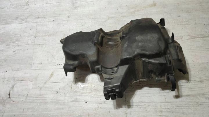 Nissan Qashqai 16r 1.5dci motor cover
