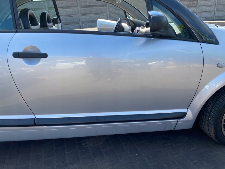 tür rechts vorne vorne Citroen C3 Plurier 03-09 code lakieru EZRC