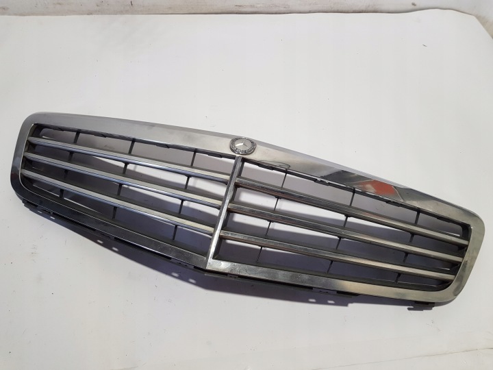 Grill Kühlergrill Grill des Kühlers MERCEDES W204 2048801283