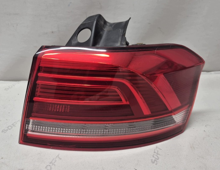 VW PASSAT B8 KOMBI 3G9 14- light right rear part rear LED 3G9945312