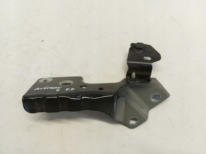 RENAULT AUSTRAL E držák blatníku pravý předek 625643248R