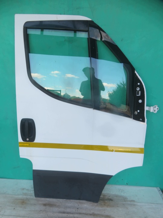 ajtó jobb eleje IVECO DAILY 17R