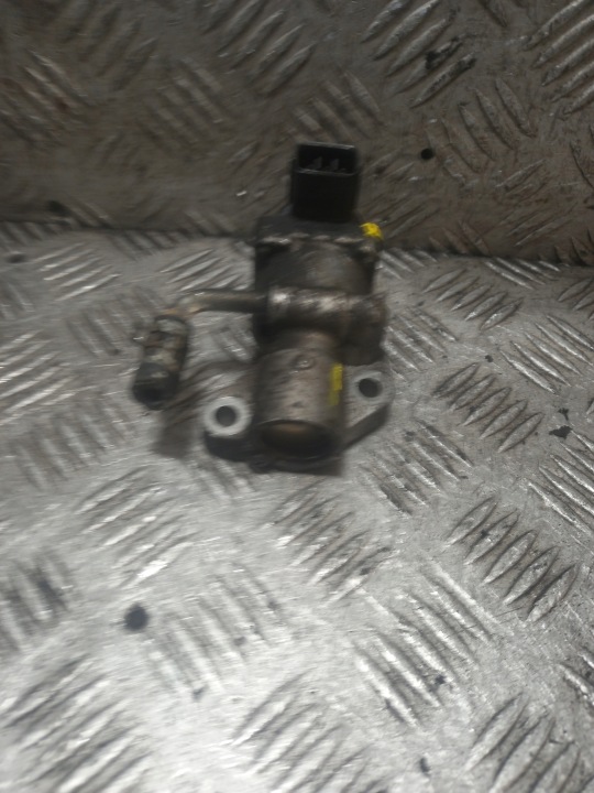 EGR valve MAZDA 6 B6701