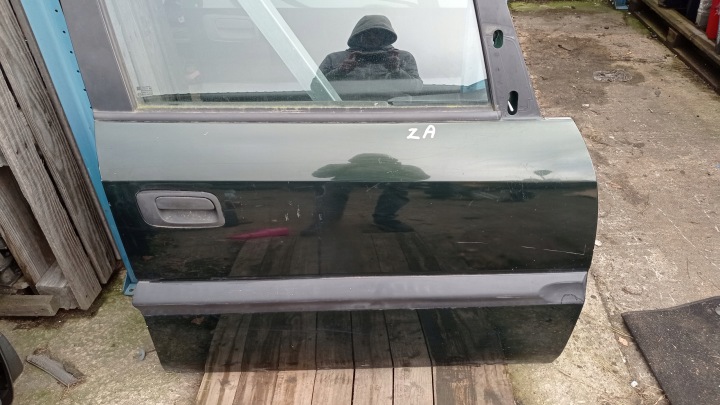 TÜR RECHTS VORNE OPEL ZAFIRA A Z359