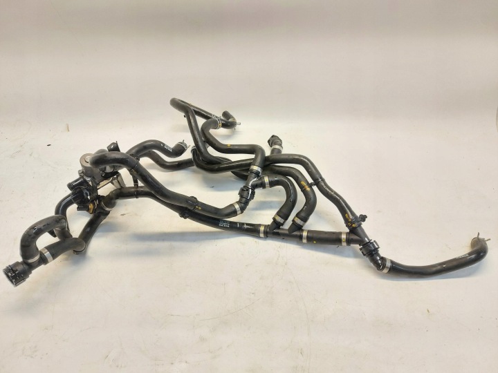 VOLVO XC40 LIFT wiring pipe of water 32138733