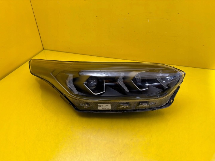 light right Kia Ceed III Lift Full Led 92102J7500