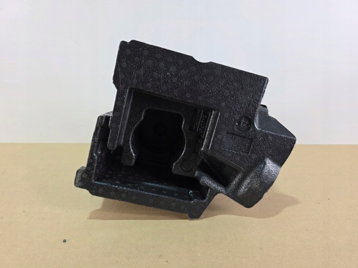 Polystirén kufru WKLAD BMW X6 G06 LCI 5A26FB7