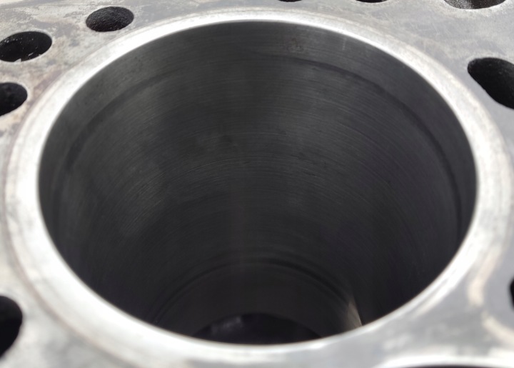 ENGINE BLOOK NISSAN INTERSTAR 2.5 DCI 01-10r G9U 12