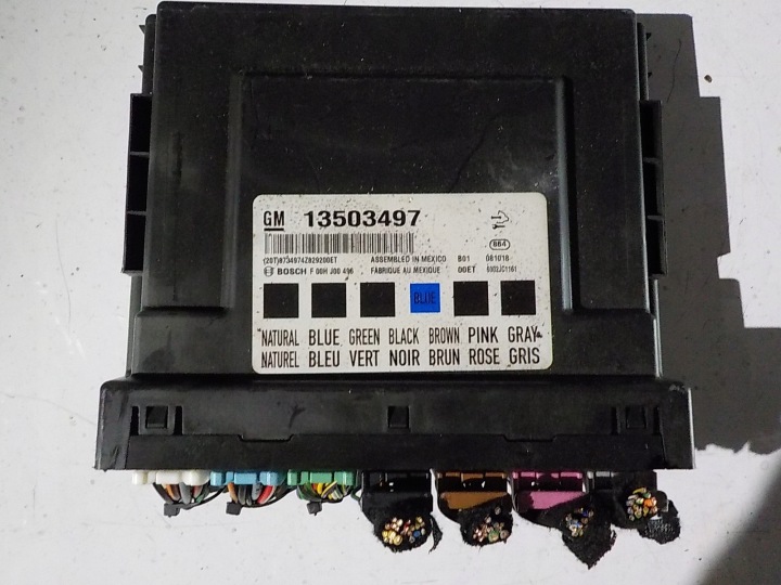 OPEL INSIGNIA modul BSI UCH 13503497 GM