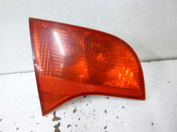 Licht heck heckklappe links Audi A4 B7 Avant Kombi 8E9945093 ULO 2007r.