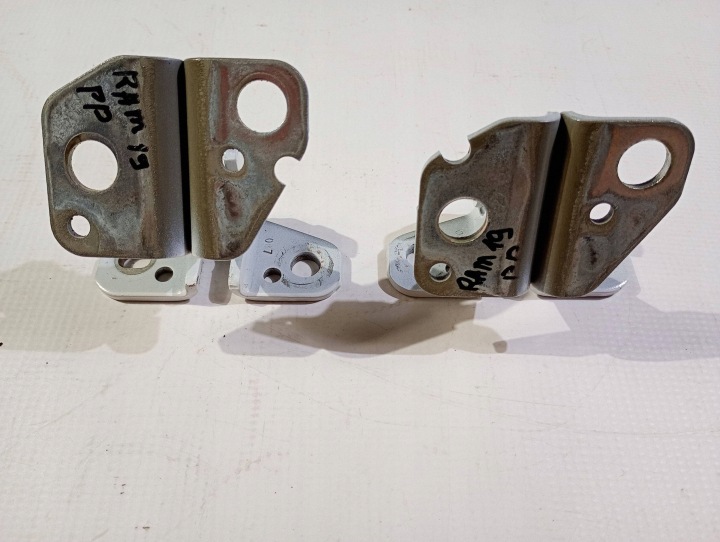 Charnières Portière Droite Avant Avant Droit komplet Dodge RAM 1500 2019