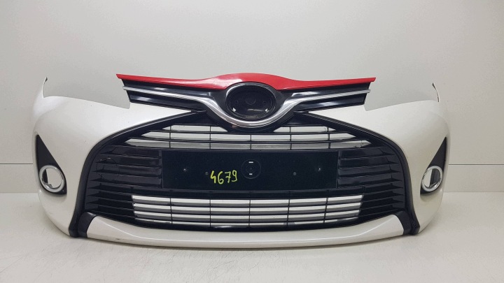 TOYOTA YARIS 3 III 2014 - stoßstange vorne 53102-OD030