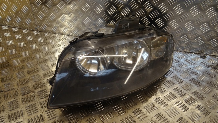 Licht links vorne AUDI A3 0301206201 NR 51