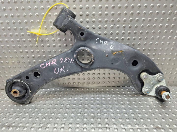 arm right front TOYOTA CHR and 16-23