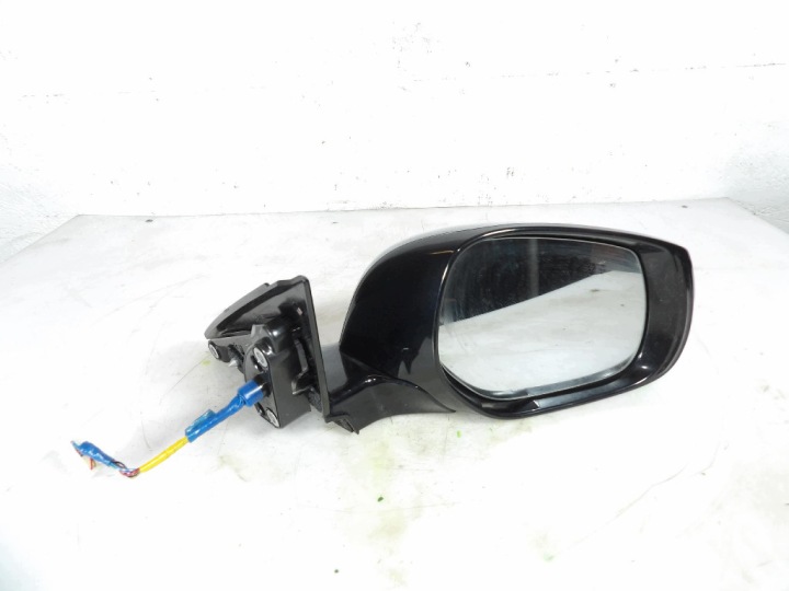 INFINITI Q30 tükör jobb elektromos 9 PIN E11038068 Z11G