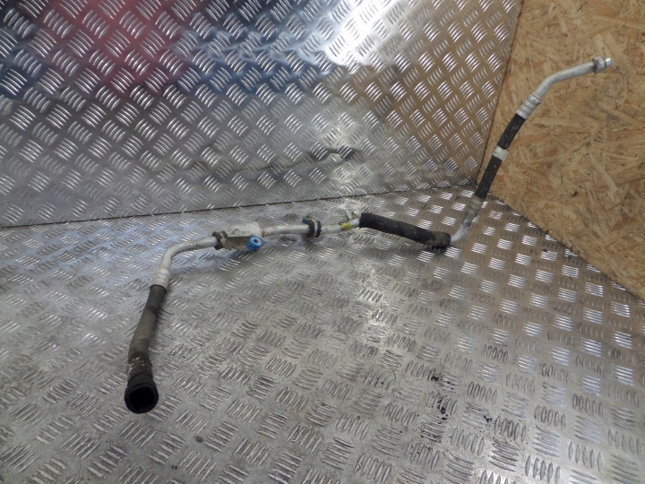 Conduit pieces tuyaux Tuyau Climatisateur air conditionné 51917379 FIAT 500L 1.3D