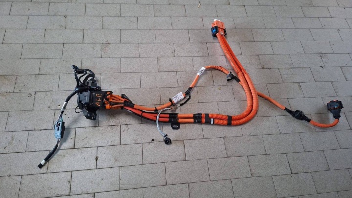 adaptateur charge pojazdu électrique Alpine A390 296938703R