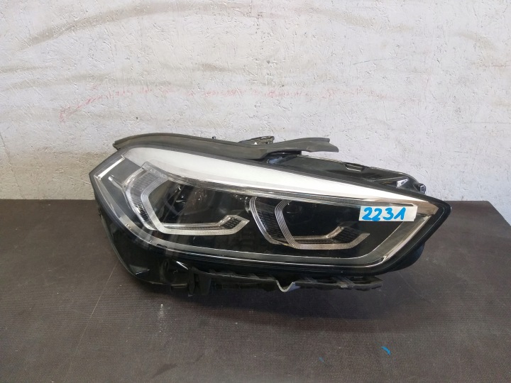 světlo předek pravá BMW a 1 F40 FULL LED