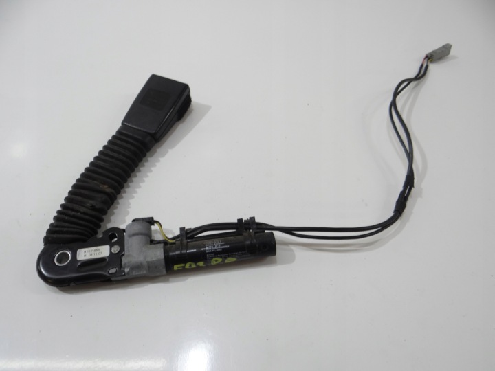 napínač steny pravý predok BMW E93 9117668