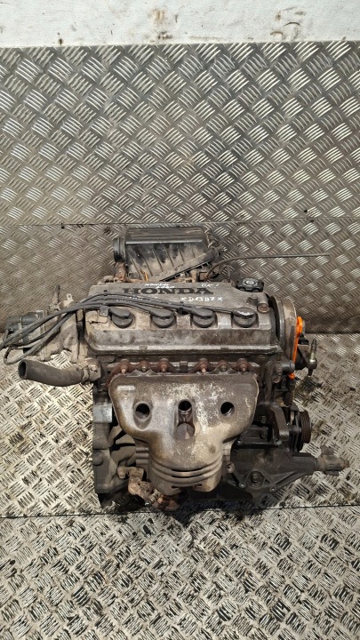 engine unprotected pillar HONDA LOGO 1.3 D13B7