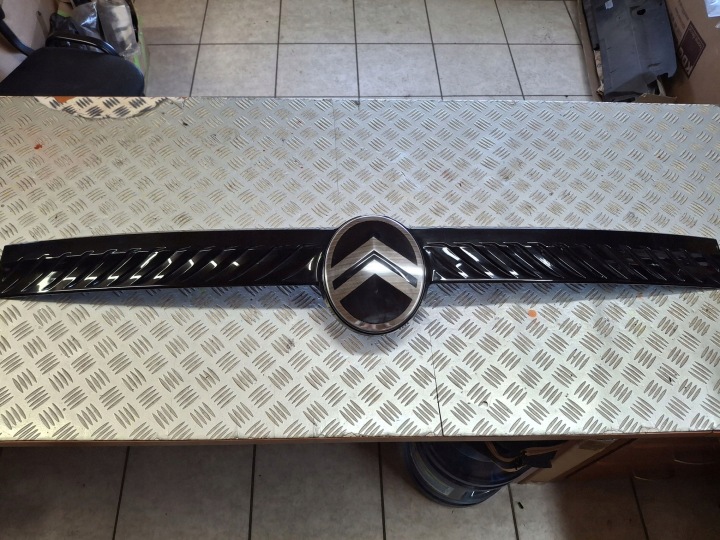 Grill Leiste Schutzleiste auf Heckklappe Blende Schutzkappe CITROEN C3 AIRCROSS II 2024R->
