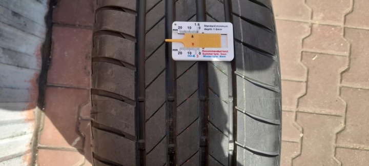 BRIDGESTONE TURANZA T005 215/40R18 89Y AO XL 2024
