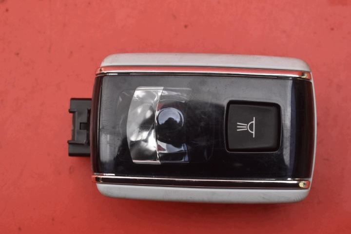 svetlo osvetlenia vnútra ľavý zadok 9670880177 PEUGEOT 508 1 a KOMBI LIFT