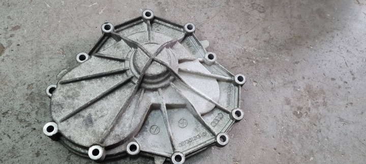 A4 B8 LIFT Boîte Couverture tablier moteur Couvercle Boîte de vitesse Engrenage 0B1301213G A5 8T