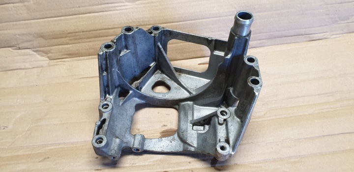 support holder alternator MERCEDES S W221 S600 V12 CL W216 OE