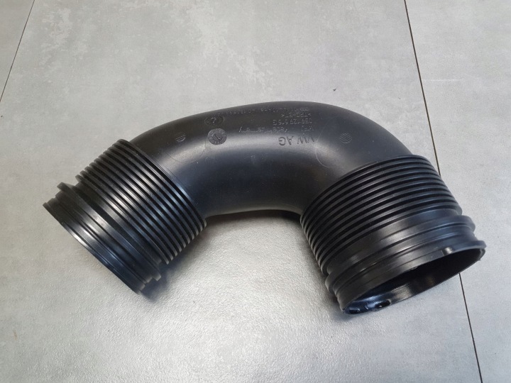 Audi Q8 tubo dolotowa 059129616G