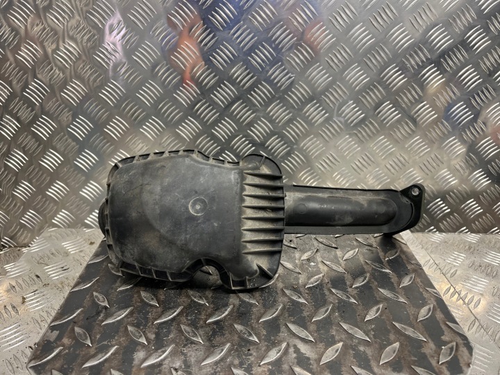 REZONATOR VOLVO XC70 II 2015 30774691
