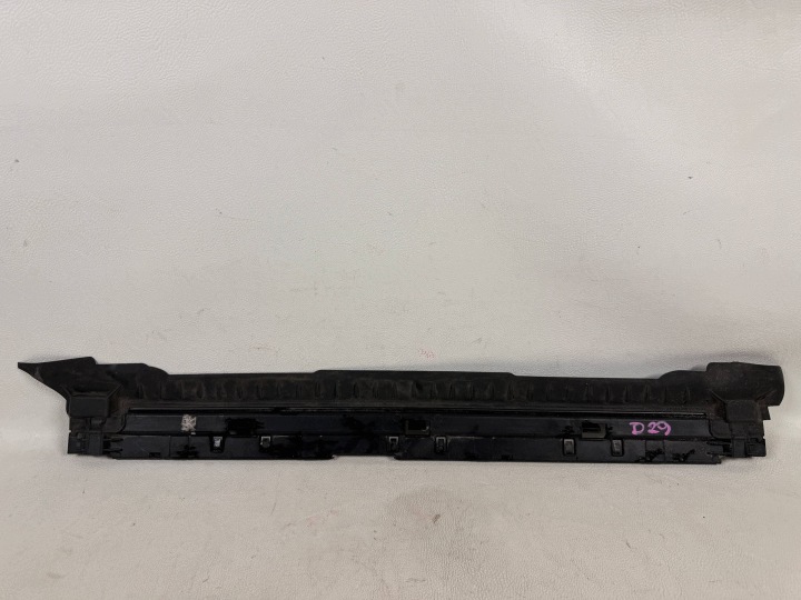 MERCEDES E KLASA W213 air duct air line intake A2135050930