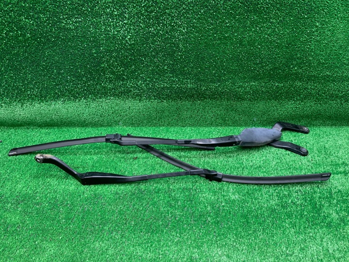 links rechts wischerarm MERCEDES W211 E KLASA komplet A2118201544