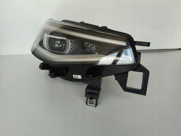 light right REFLEKTOR VW ID4 11A 21- FULL LED
