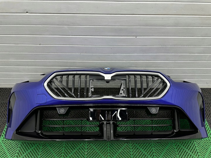 nárazník predný predok BMW 1 F70 M PAKIET USA kompletný