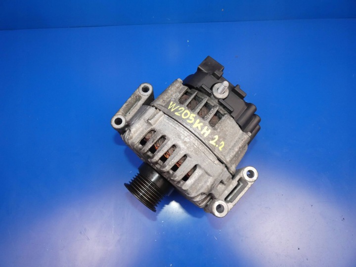 MERCEDES C KLASA W205 2.2 CDI C300 HYBRYDA alternator