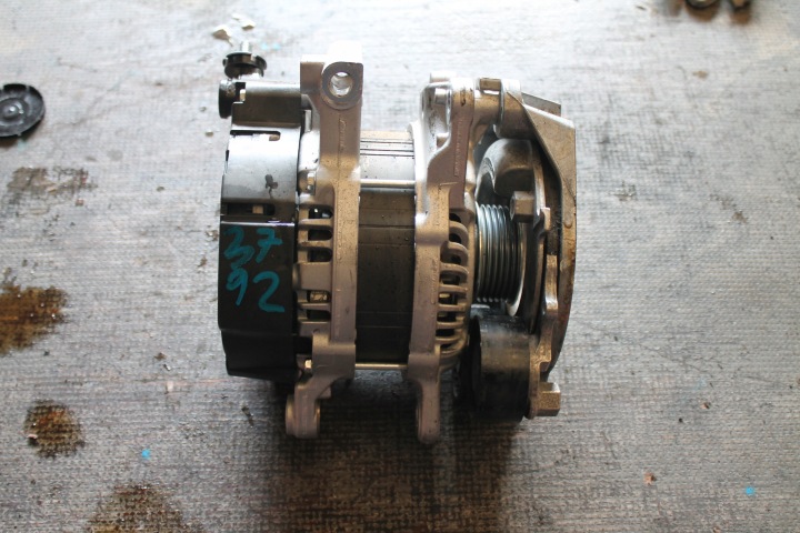 3792. Alternateur SUZUKI SWIFT 96150-69T00