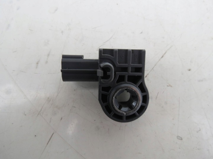 Sensor AIRBAG ZDERZENIOWY VOLVO S90 II 2.0 D 190KM 2016-2021R 31451528
