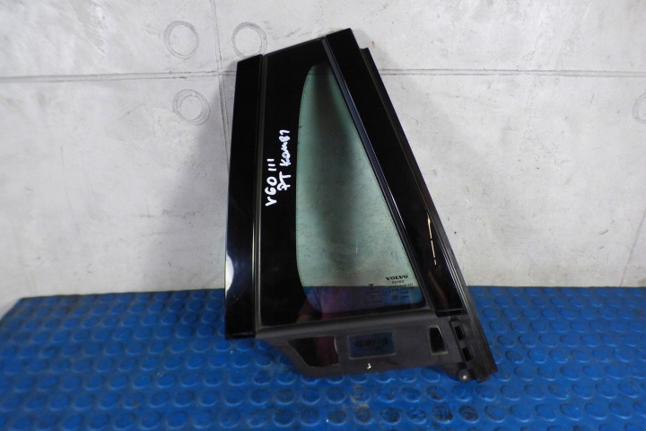 Volvo V60 III KOMBI VETRO finestrino PORTA Portiera Destro posteriore 31442969 2018 ROK