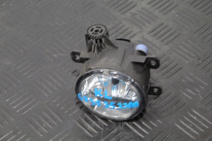 fog light of a bumper JEEP CHEROKEE KL 68353533AA