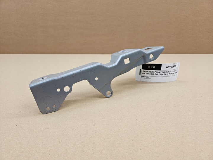 console supports of the front of a fender left VOLVO XC40 C40 EX40 EC40 colour 735