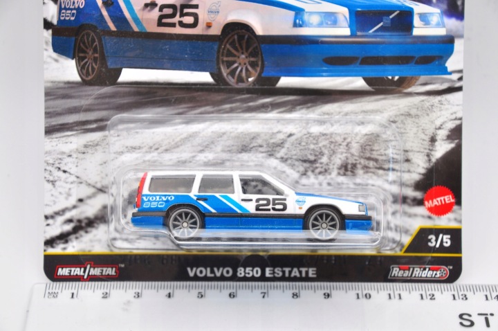 HOT WHEELS преміум VOLVO 850 ESTATE FAST вагони JBK68 — фото 11