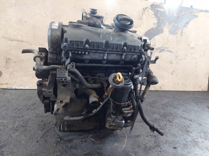 motore DIESEL + UKLAD iniezione + TURBINA VOLKSWAGEN GOLF positivo BKC 1.9 TDI