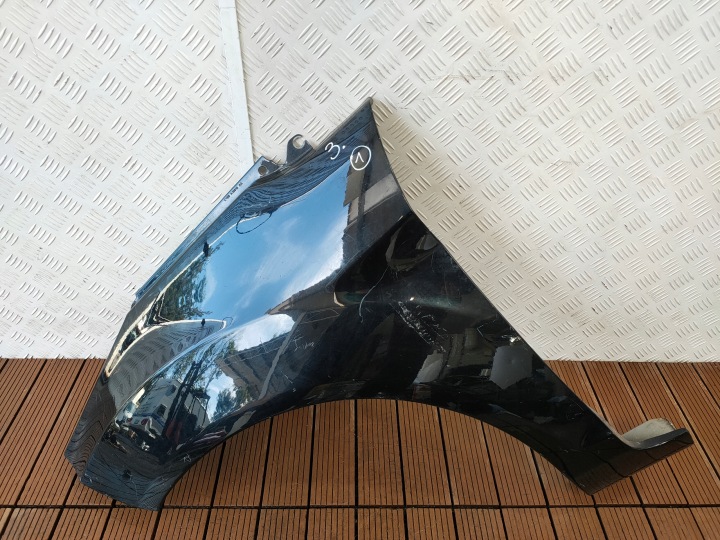 FORD FIESTA MK7 LIFT 14-18 Kotflügel vorne links vorne OE