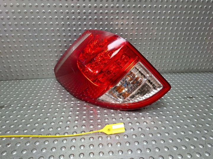 Feux phare Arrière Gauche TOYOTA RAV 4 III 06-09 EU