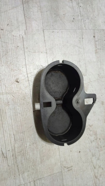 Renault Kadjar 17r 1.5dci bracket for kubek tunelu srodkowego