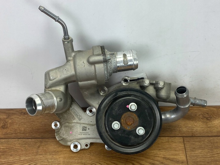 vodné čerpadlo Ford F150 2021+