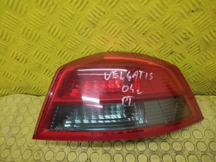 RENAULT VEL SATIS Feux phare Droite Arrière