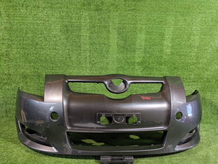 Pare chocs avant Avant TOYOTA AURIS et 06- NR.Z9096