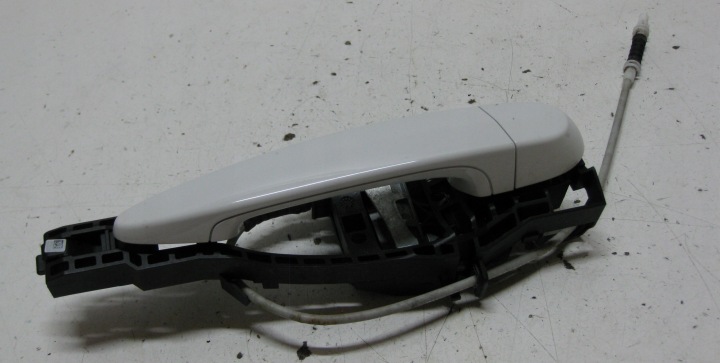 BMW F20 1.6i 14R Poignée Externe Droite Avant des roues 300